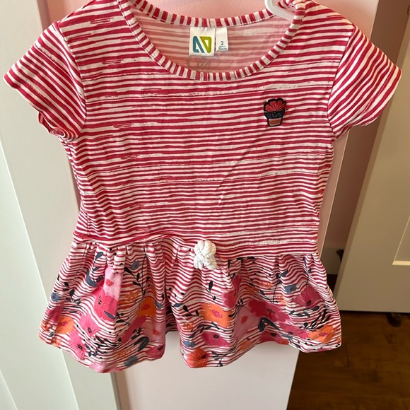 Dress 2T Nano - Picture 1 of 3